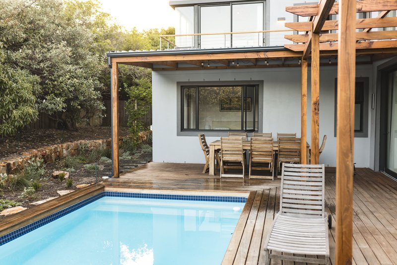 Casa moderna con alberca en Puebla